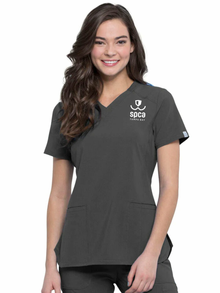 (CK865A) Women's 2 Pocket Princess Seams V-Neck Top